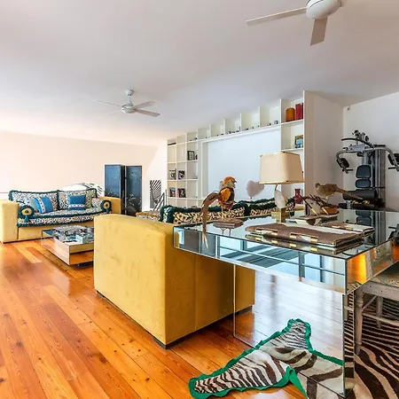 아파트 Luxurious Loft - River View 리스본