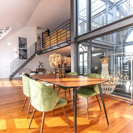 아파트 Luxurious Loft - River View 리스본