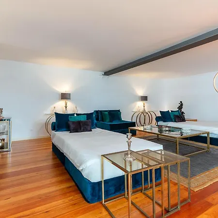 Luxurious Loft - River View 아파트 리스본